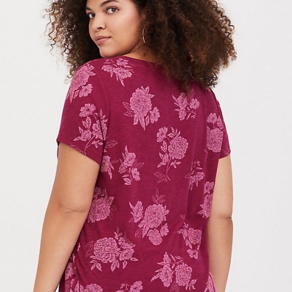 Torrid Floral V Neck Top Size 2X - Picture 2 of 7